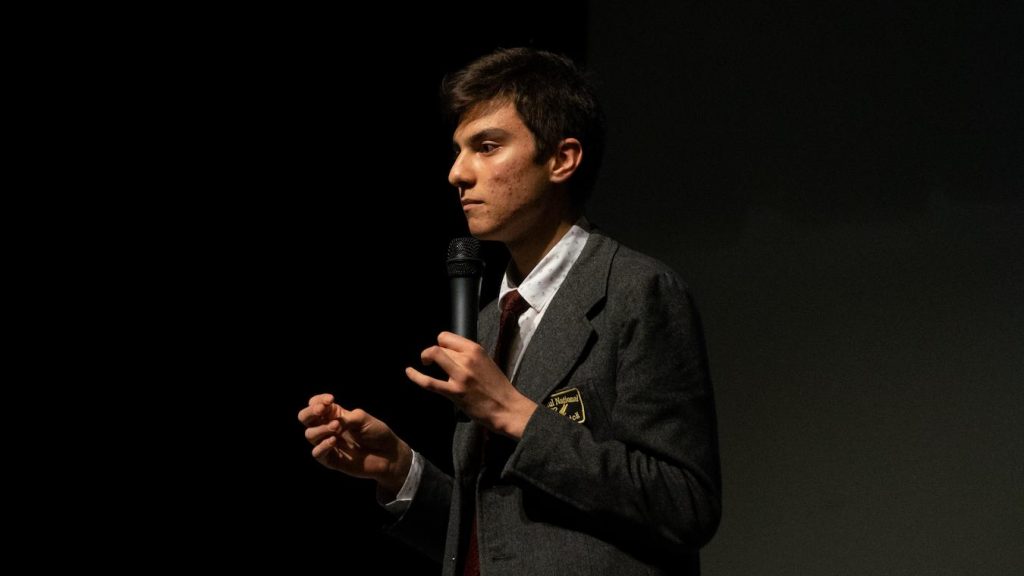 Healthy humorist best selling author convention speakers